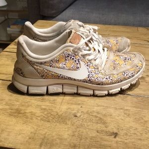 NIKE sneakers -limited edition